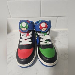 7.5 Boys Toddler MARIO running Shoes